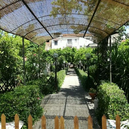 Il Giardino Degli Agrumi Vila Caserta Exterior foto