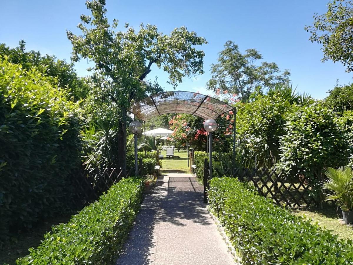 Il Giardino Degli Agrumi Vila Caserta Exterior foto